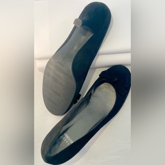 Black Suede Stuart Weiztman Round Tor Kitten Heel - Picture 3 of 4